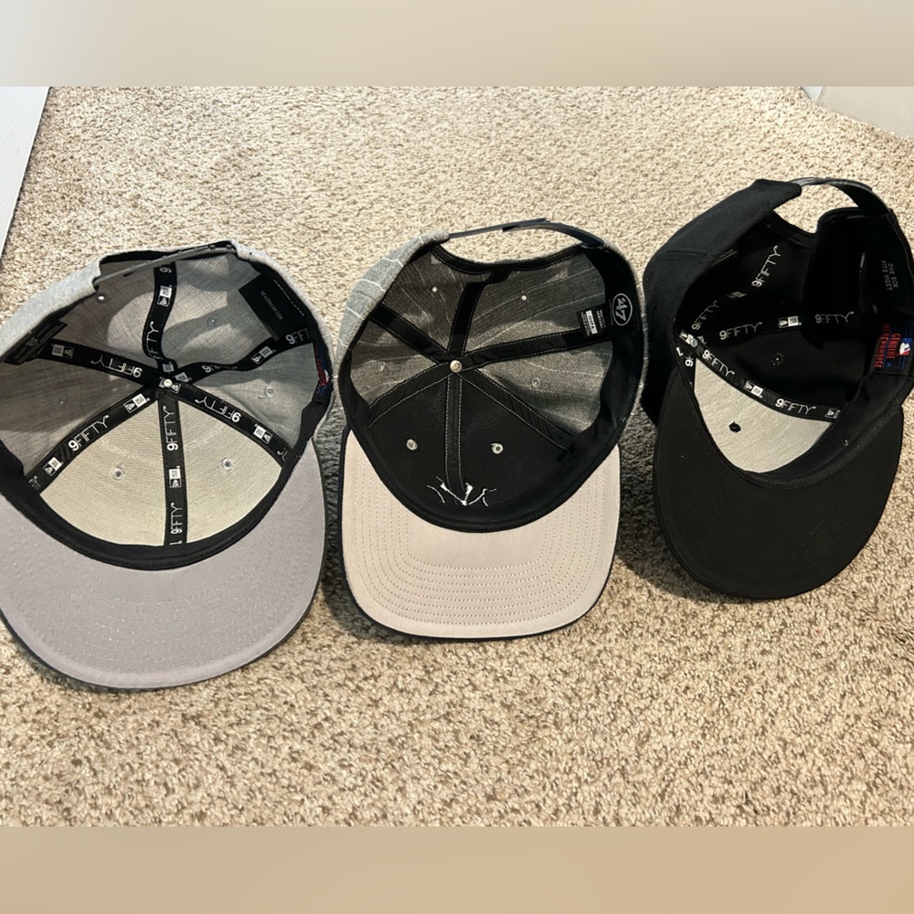 Yankees SnapBack bundle - Picture 2 of 5